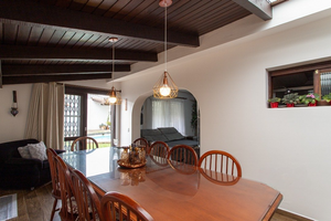 Image 32 - 303550