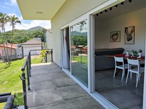 Image 13 - 303624