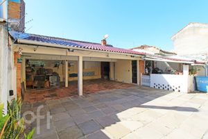Image 49 - 303640