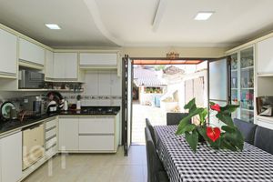 Image 5 - 303640