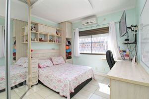 Image 10 - 303640