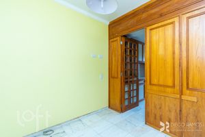 Image 16 - 303671