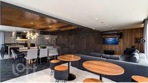 Image 15 - 303677