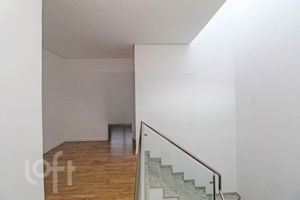 Image 14 - 303812