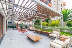 Image 39 - 303855