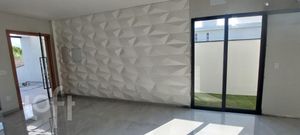 Image 13 - 303873