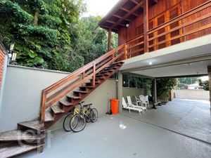 Image 15 - 304036