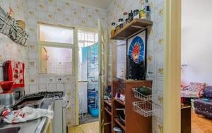 Image 10 - 304074