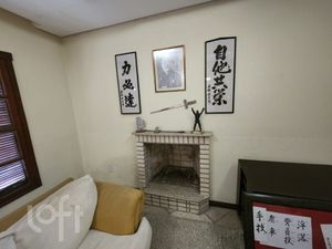 Image 25 - 304107
