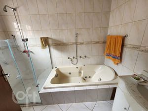 Image 3 - 304107