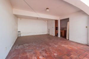 Image 31 - 304137