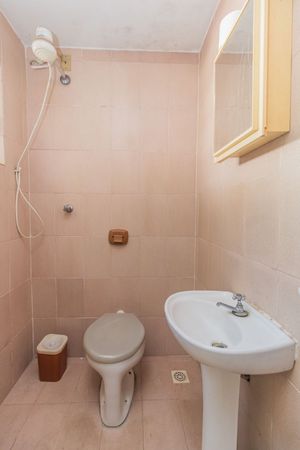 Image 34 - 304137