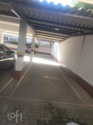 Image 7 - 304145