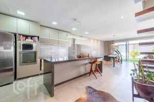 Image 4 - 304166