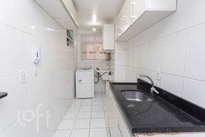 Image 25 - 304168