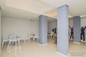 Image 30 - 304331