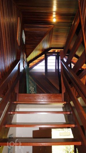 Image 18 - 304343