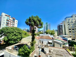 Image 8 - 304350
