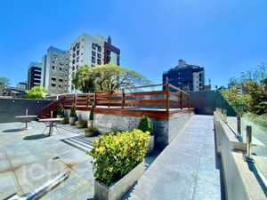 Image 13 - 304350
