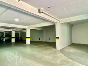 Image 10 - 304350