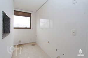 Image 3 - 304375