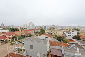 Image 10 - 304375