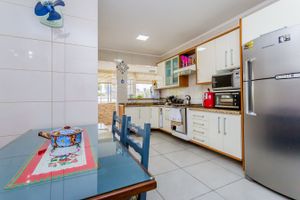 Image 29 - 304415