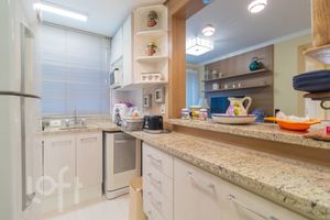 Image 18 - 304437