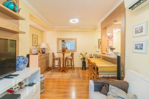 Image 35 - 304437