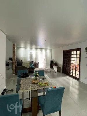 Image 6 - 304446