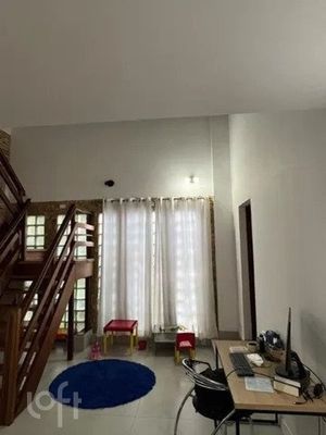 Image 5 - 304446