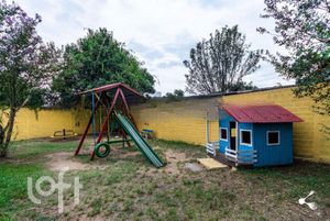 Image 21 - 304457