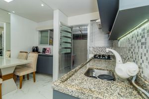 Image 11 - 304547