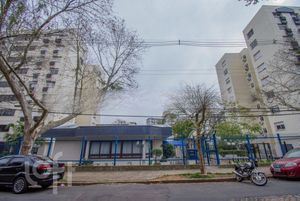 Image 40 - 304573