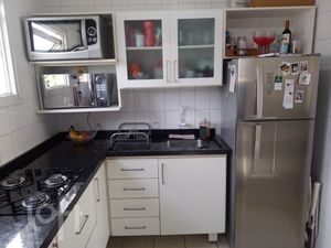 Image 2 - 304698