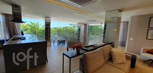 Image 11 - 304708