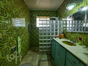 Image 24 - 304714