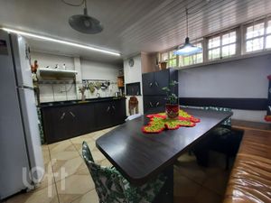 Image 25 - 304714