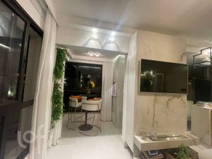 Image 15 - 304733