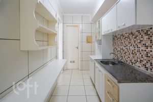 Image 22 - 304741
