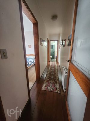 Image 10 - 304748