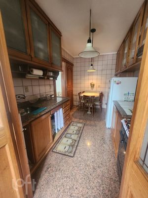 Image 2 - 304748