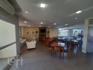 Image 25 - 304769