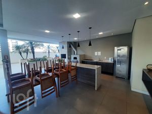 Image 14 - 304769