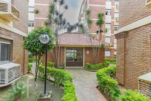 Image 16 - 304772