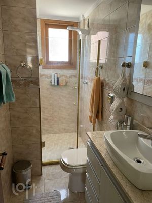 Image 14 - 304801
