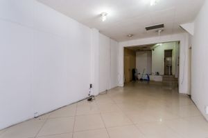 Image 3 - 304803