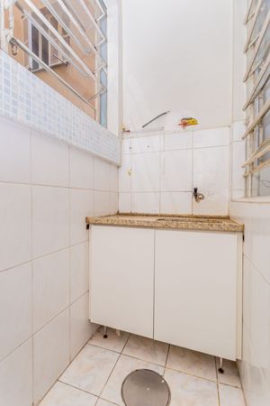 Image 21 - 304803