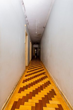 Image 36 - 304803