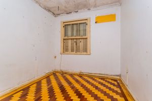 Image 39 - 304803
